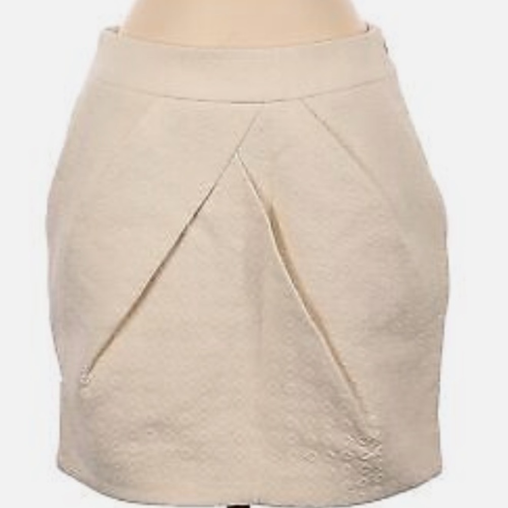 Forever 21 Ivory Textured Mini Skirt Sz XS